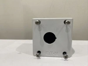 (A) Eaton M22-I1-PG Push Button Enclosure Surface Mount 2.83 In W, Polymer.⭐️ - Picture 1 of 4