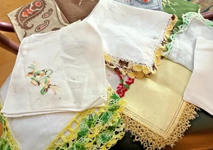 Lot 10 Vintage Women's Hankies Mixed Crochet Embr Prints Quilts, Wedding Estate - Picture 1 of 5