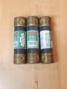 (3) FRN 60 FUSETRON Bussmann 60 Amp Fuses 250 Volts Dual Element Time Delay K5 - Picture 1 of 1