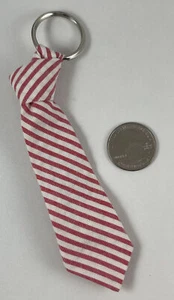 Portachiavi cravatta Brooks Brothers ROSSO STILE SEERSUCKER - Foto 1 di 3