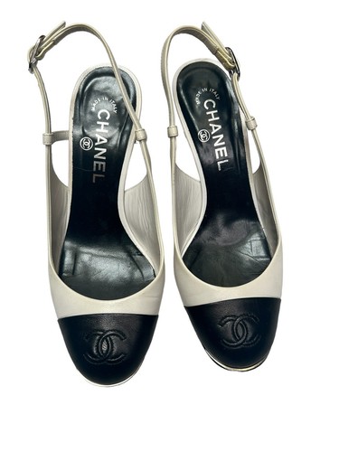 Scarpe Slingback 100% autentiche pelle Chanel 3 1 2"" tacchi taglia 38 bianche nuite