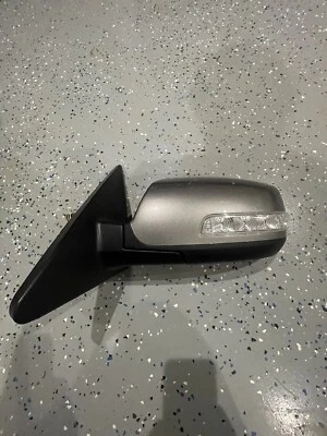 Espejo retrovisor izquierdo para puerta del conductor Kia Sorento 2014-2015 17 cables 876101U510IM fabricante original Foto 1 de 4