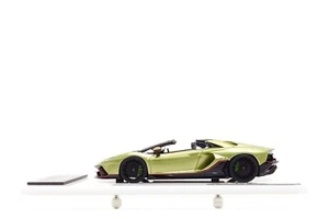 Make Up Eidolon 1:43 Lamborghini Aventador Ultimae Roadster in Verde Citrea - Picture 1 of 10