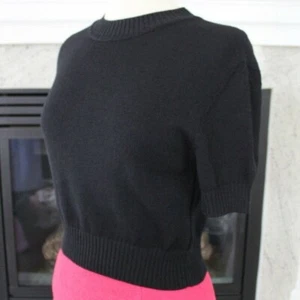 St John Basics Black Santana Knit Cropped Short Sleeve Sweater Sz P Classic - Picture 1 of 3