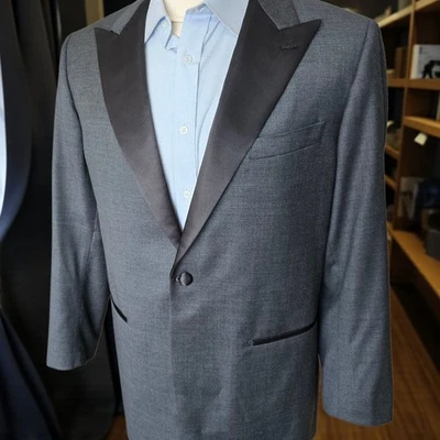 Bespoke Dourmeuil Tuxedo Jacket 44s Peak Lapel Working Cuff Milanese Buttonhole - Image 1 of 4