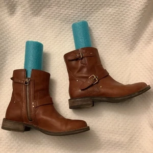 UGG Fabrizia braun Leder Reißverschluss doppelte Schnalle Motorradstiefel Lammfell-Innensohle Größe 7 - Bild 1 von 14
