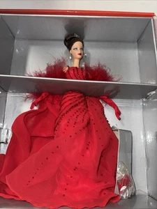Ferrari Barbie Puppe 29608 von Mattel 2001 Limited Edition Barbie gebraucht - Bild 1 von 14
