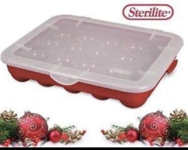 Sterilite Christmas 20-Ornament Storage Container Red Plastic
