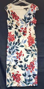 Maggy London Sheath Dress White with Red and Blue Floral Sleeveless Size 4 Lined - Picture 1 of 3