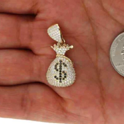 Colgante de bolsa de efectivo de dólar de circonitas blancas y negras con incrustaciones de oro amarillo de 10 quilates Foto 1 de 4