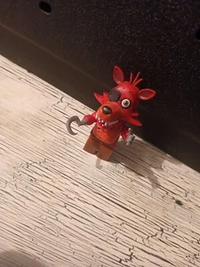 McFarlane Toys Five Nights at Freddy's Foxy mini figure from Pirates Cove - Picture 1 of 5