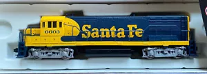 N Scale Atlas DCC Ready U23B PH. 2A Santa Fe ATSF 6603 Locomotive MTL Couplers - Picture 1 of 3