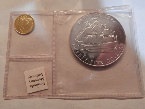 BERMUDA 1977 SILVER JUBILEE COMMEMORATIVE GOLD & SILVER UNCIRCULATED 2 COIN SET Cover