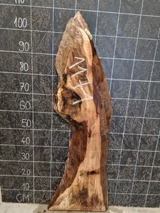ITALIAN WALNUT LIVE EDGE SLAB KILN DRIED HARDWOOD (1171) 1100x200-360 x30mm - Picture 1 of 10