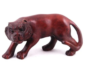 Escultura Netsuke japonesa de boj tallada a mano zodiaco tigre caminando #10012301 - Imagen 1 de 3
