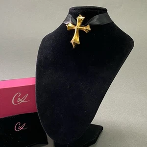 Christian Lacroix Cross Motif Brooch Choker Gold Ladies Women's Cosplay Good - Picture 1 of 4