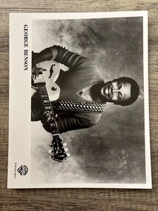 Vintage: GEORGE BENSON 1980 Promo Photo (Original Record Co Issue) - Picture 1 of 1