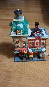 Santa's Workbench Annie's Market 479-3628 Christmas Porcelain Lighted House. - Picture 1 of 10