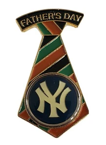 MLB -YANKEES FATHERS DAY TIE WITH NY LOGO RETIRED PIN - FREE SHIPPING!! - Picture 1 of 5