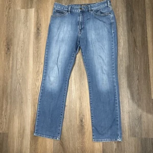 34 Heritage Jeans Mens 38x32 Blue Denim Pants Charisma Classic Fit Mid Rise - Picture 1 of 11