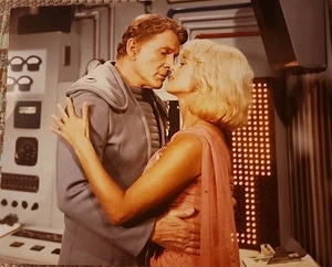 SYBIL DANNING & STEVE FORREST PHOTO AMAZON WOMEN ON THE MOON JON LANDIS - Picture 1 of 9