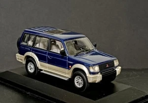 1/43 Mitsubishi Pajero LWB V6 3000 Blue 1994 MINICHAMPS - Picture 1 of 8