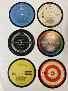 Menge 6 Vintage Untersetzer OG VINTAGE Vinyl Schallplatte Etiketten Recycelt Handarbeit (R) - Bild 1 von 8