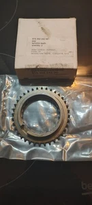 Porsche915 2nd Gear Dog Teeth 91530224200 - Picture 1 of 1