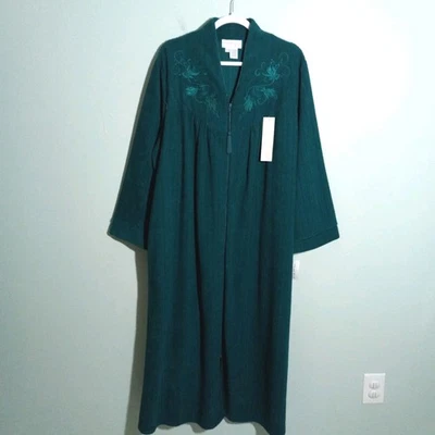 Camisón Miss Elaine talla XL, ¡NUEVO! Vestido de casa verde oscuro bordado Muumuu Foto 1 de 4