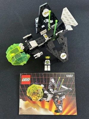 Vintage LEGO 6887 Space Blacktron II Allied Avenger  1991 COMPLETE - Image 1 of 4