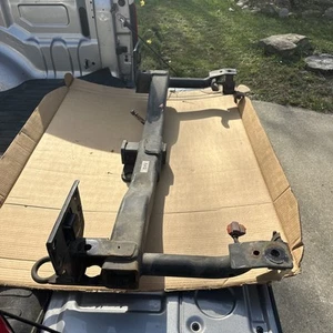06-12 LR Range Rover L322 Trailer Rear Tow Hitch Reinforcement Bar KNI500020 OEM - Picture 1 of 8