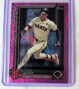 2025 topps mike yastrzemski #186 Pink Holo Foil - San Francisco Giants - Foto 1 di 2