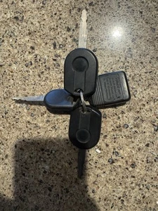Ford F250 F350 F450 F550 Smart Keys Fob Keyless Entry Remotes used - Picture 1 of 2