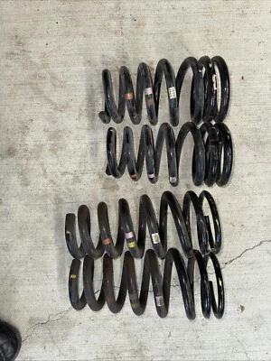 Jaguar F Type R 2015 resortes de fábrica (tracción trasera) Foto 1 de 4