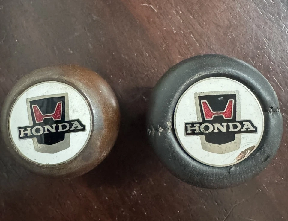 Perilla de cambio manual vintage Honda Civic años 70 CVCC SB1 EB3 madera esmaltada cuero oe Foto 1 de 4