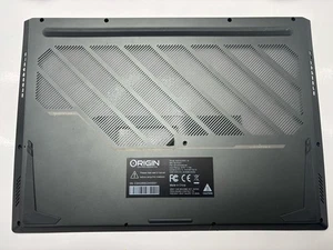 Cubierta inferior para Origin EVO-16/NT-16 O-9050009-NA EDICIÓN AMD - Imagen 1 de 2