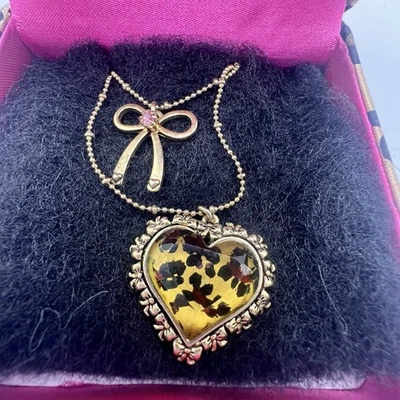 BETSEY JOHNSON Necklace Lucite Leopard Heart & Bow With Stone 2 Layer Gold Tone - Image 1 of 4