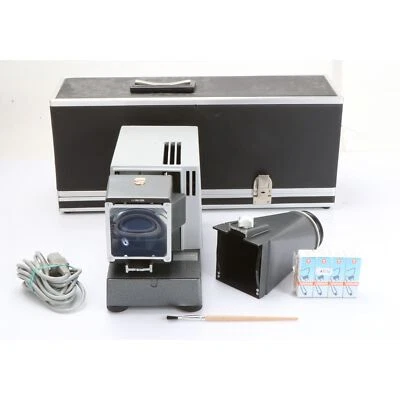 Linhof Dia Projektor mit Leitz Elmaron 2,8/150 Objektiv + Defekt (262666) - Bild 1 von 4