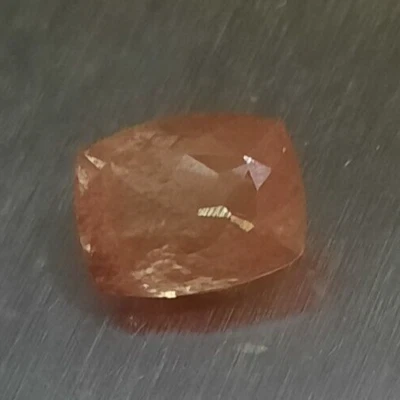 Most Amazing Top Quality Andesine Labradorite Orangey-Red with Gold Flash 3.55ct - Image 1 of 4