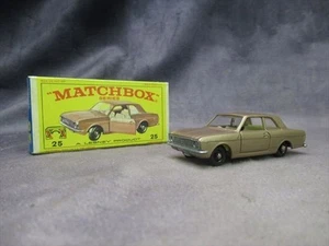 Matchbox auto in miniatura n. 25 Ford Cortina G.T - Foto 1 di 10