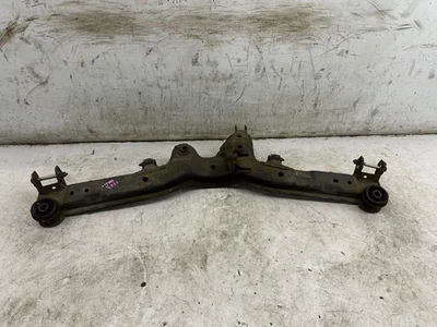 Subchasis trasero travesaño Mazda RX-7 X-Member FC 86-92 OEM Foto 1 de 4