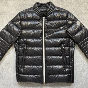 Moncler Berriat schwarze gefütterte Jacke Größe 4 Medium 100 % authentisch - Bild 1 von 19