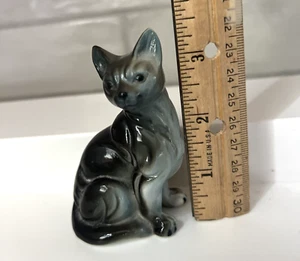 Vintage Mid-Century Ceramic Siamese Cat Figure/Figurine 3.5" Blue Grey - Picture 1 of 7