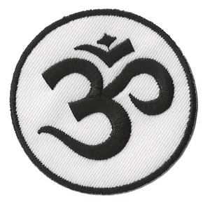Ecusson patche Om Aum Ohm hindouisme hindu patch brodé hotfix - Picture 1 of 2