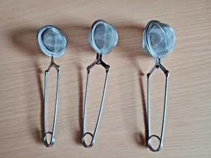3 x Teezange Edelstahl Teesiep Teeei Gewürzzange Tee Sieb Ei Teefilter Kugelform - Bild 1 von 1