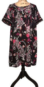 Torrid - Lightweight Rayon Black Floral Pintuck Short Sleeve Dress - Women's 1X - Picture 1 of 3