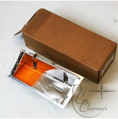 1980-1989 Lincoln Town Car Cornering Lamp LH (E0VY15A201B) NOS - Image 1 of 4
