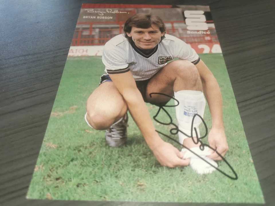 布莱恩·罗布森手工签名英格兰亲笔签名卡 — 第 1/1 张图片