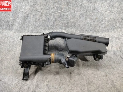 Toyota Prius V 2012-2017 caja de admisión de aire montaje de conducto de admisión de aire OEM 17750-37010 Foto 1 de 4