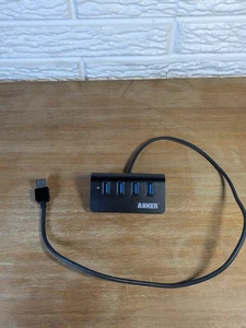 Anker 4-Port USB 3.0 Unibody Aluminum Portable Data Hub with 2ft USB 3.0 Cable - Picture 1 of 2